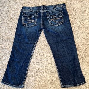 Silver Brand Mackenzie Cropped Denim Ankle Jeans